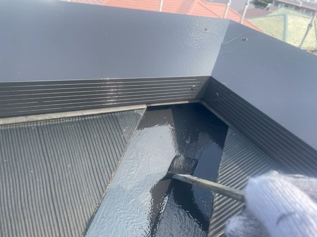 屋根板金部仕上げ２回目